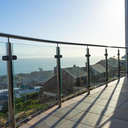 Bar-T-Nique Guest House Mosselbaai Buitenkant foto