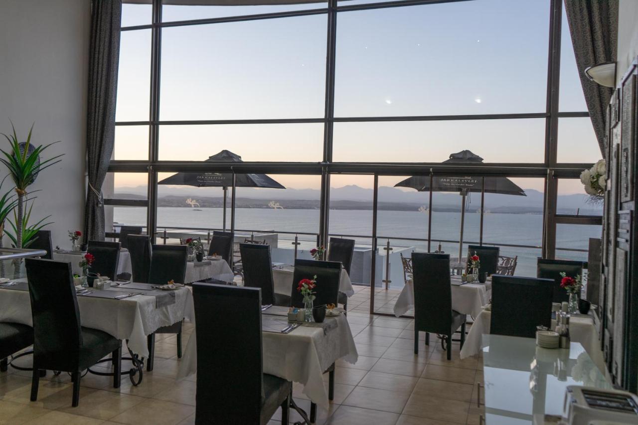 Bar-T-Nique Guest House Mosselbaai Buitenkant foto