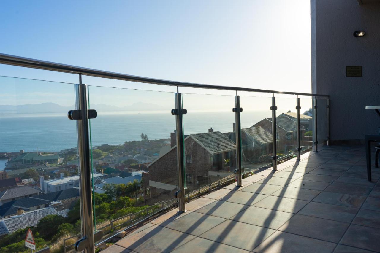Bar-T-Nique Guest House Mosselbaai Buitenkant foto